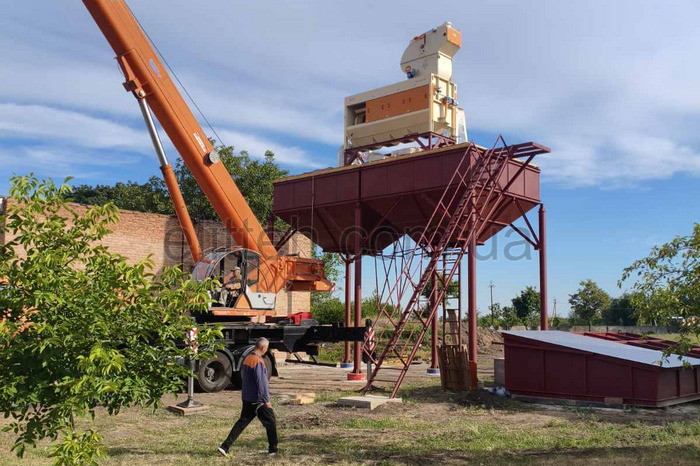 Строительство ЗАВ под сепаратор ЛУЧ-75 в Кировоградской области для ООО "Дарлан"